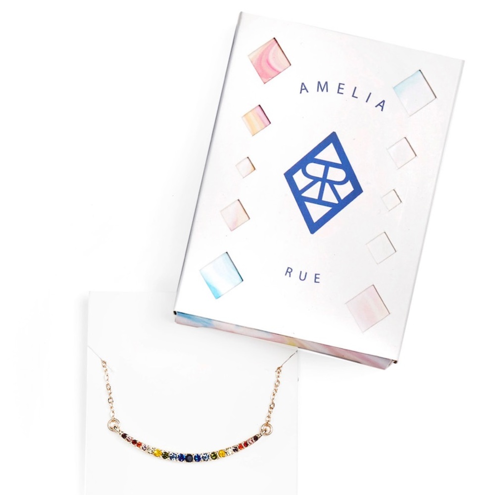 Amelia Rue curved bar necklace